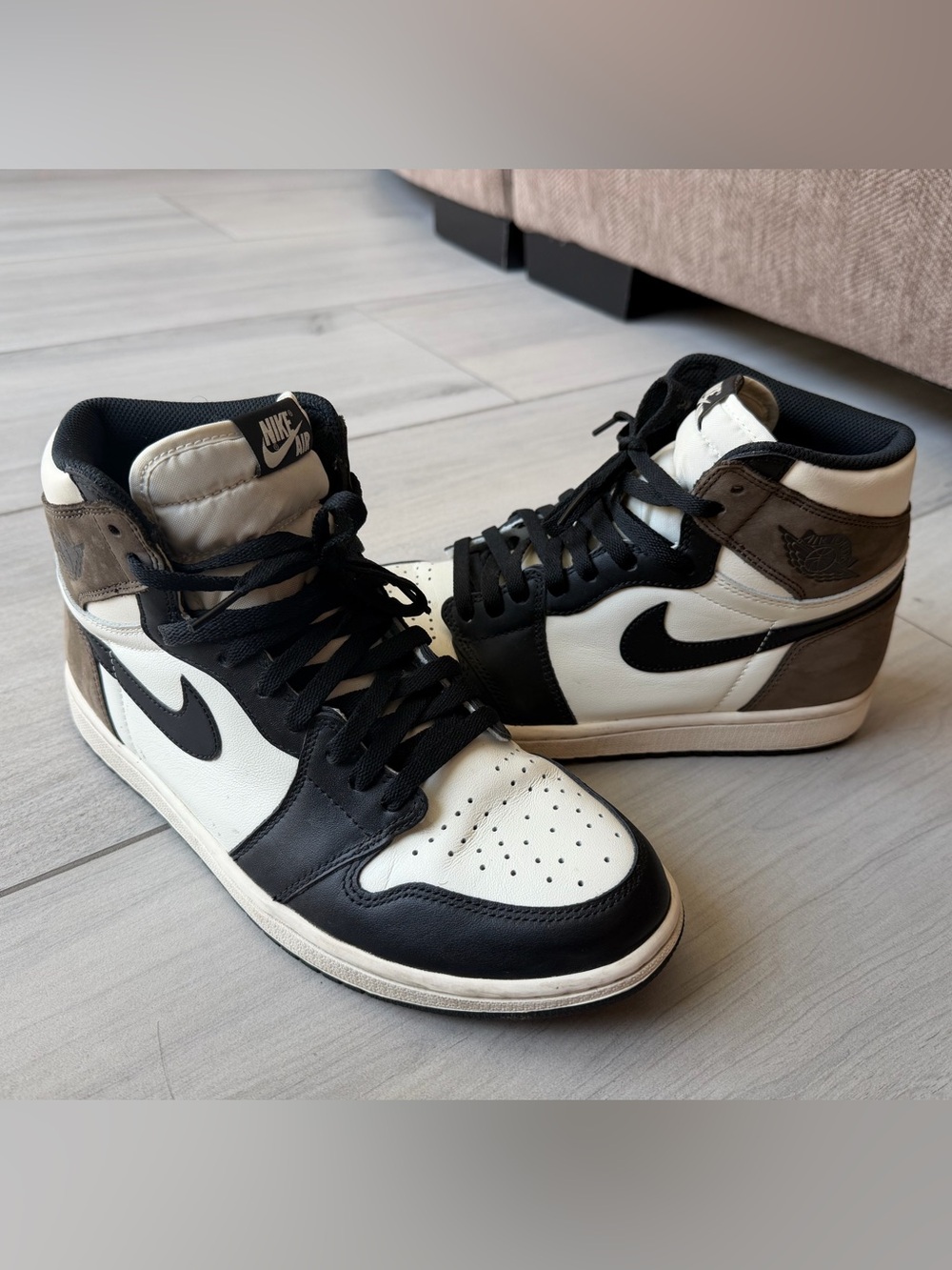 Nike Air Jordan 1 Retro High OG Dark Mocha
